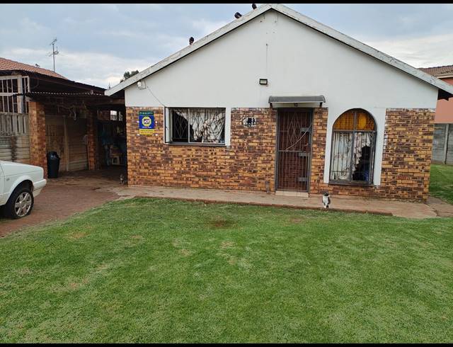3 BEDROOM HOUSE FOR SALE IN BAKERTON